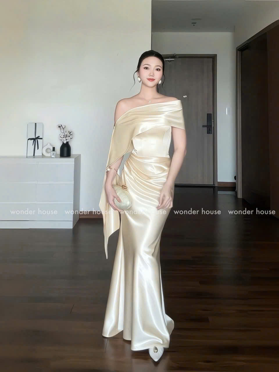 LỤA TRẮNG