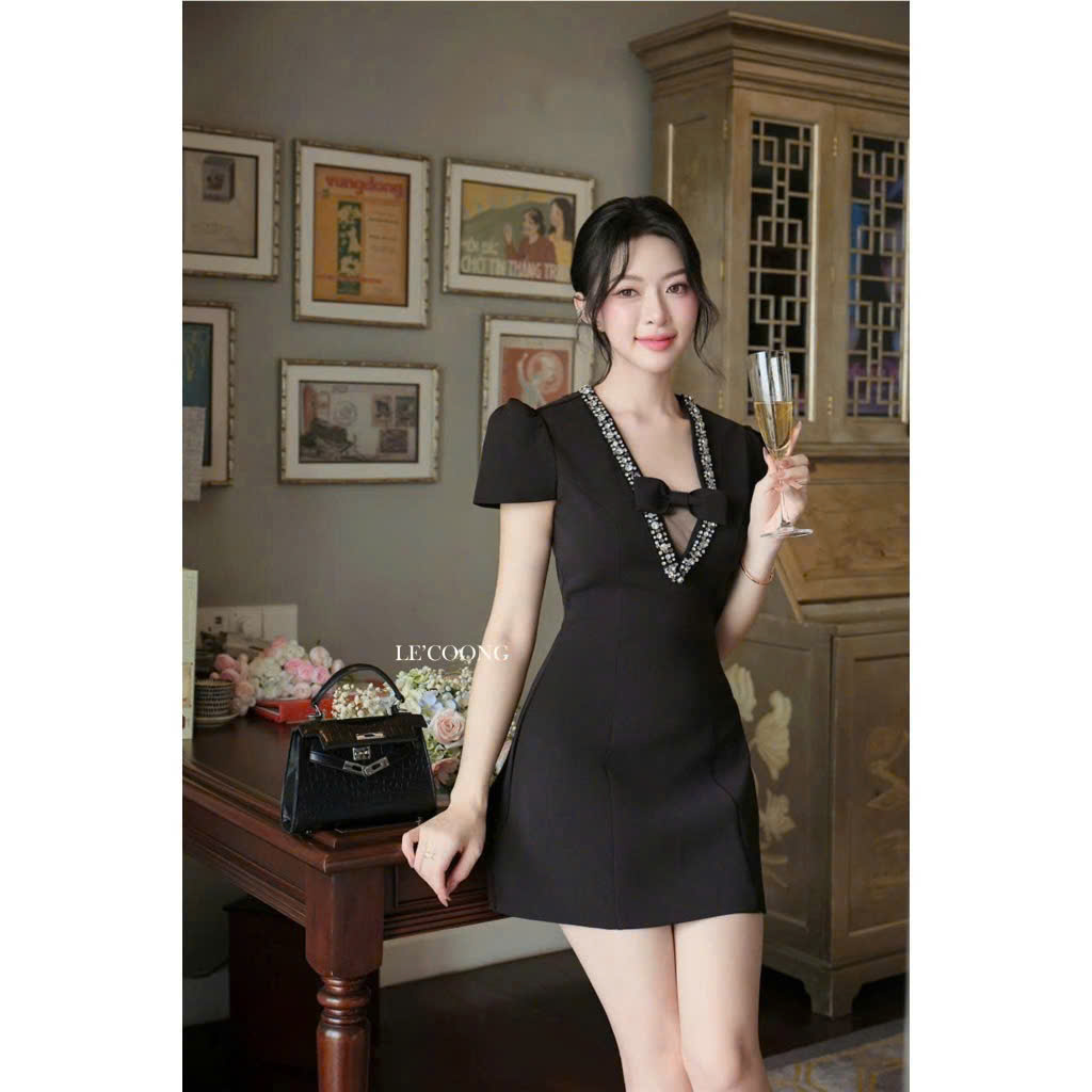 VÁY NGẮN