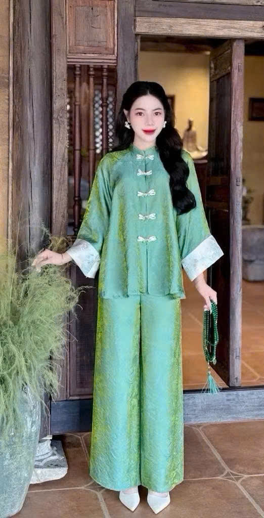 BÀ BA