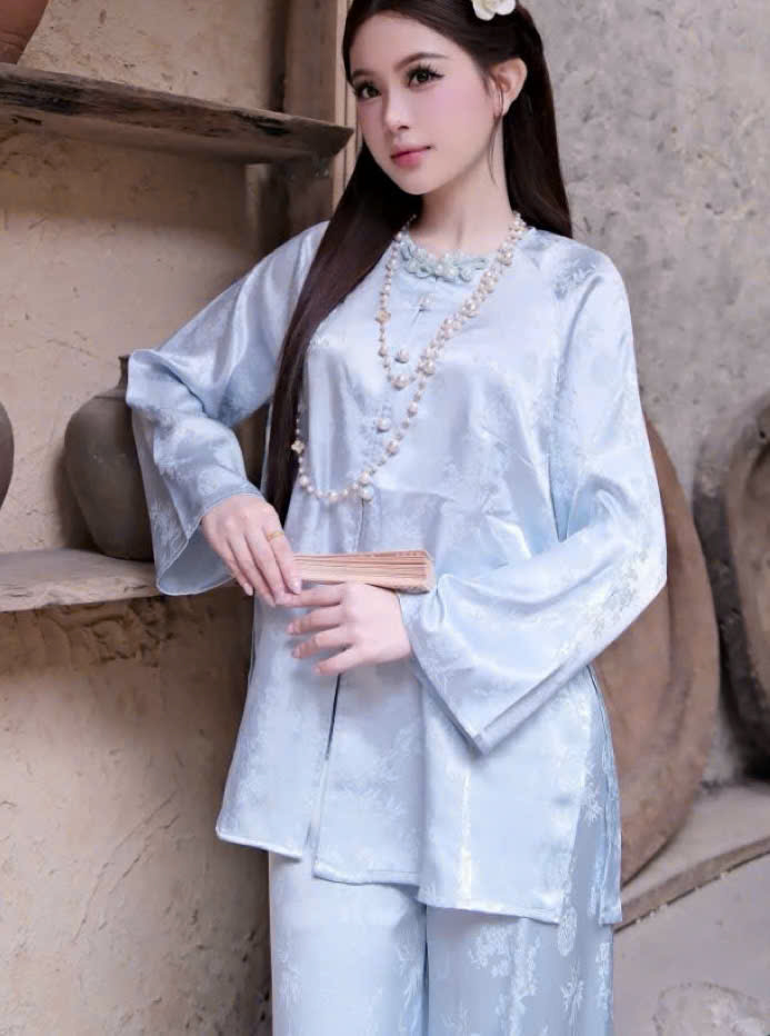 BÀ BA